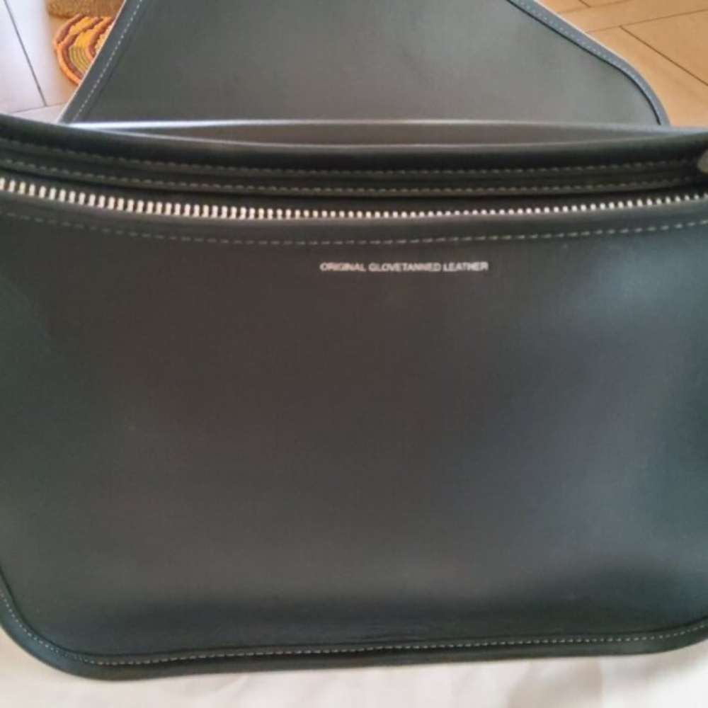 Coach Originals Patricia Legacy Bag in Silver/Black Glovetanned Leather - Picture 5 of 13